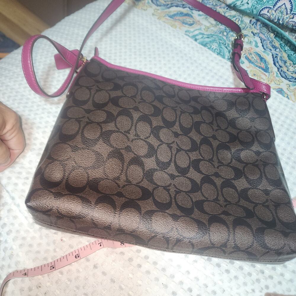 COACH EUC SIGNATURE FILE CROSSBODY BAG - Picture 7 of 8